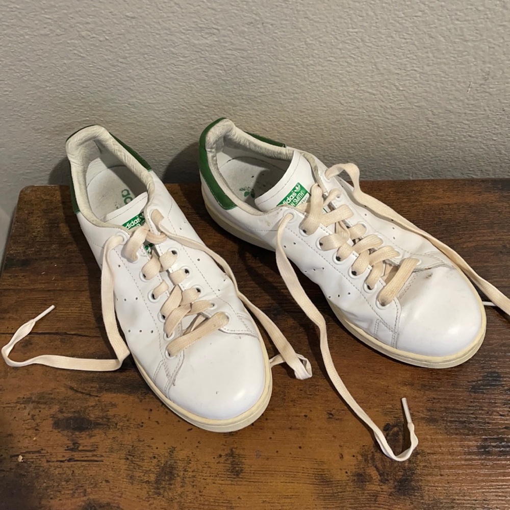 Used Adidas Stan Smith  Size 7 men/8.5 Women